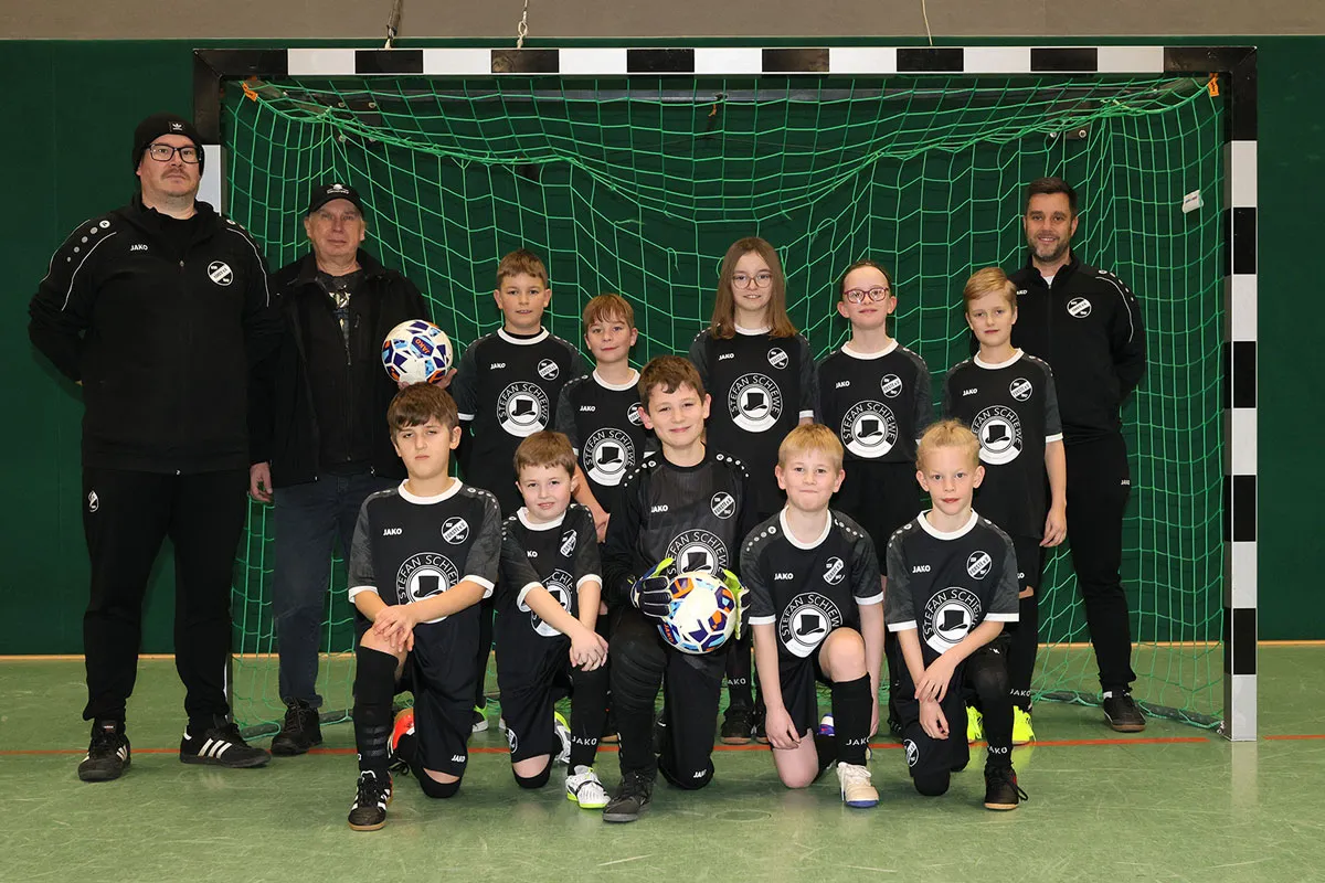 Neue Trikots für unsere U10 – ein herzliches Dankeschön an unseren Sponsor!